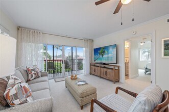 2170 Gulf Shore Blvd N in Naples, FL - Building Photo - Building Photo