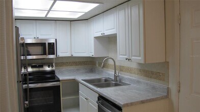 3405 N 51st St in Tampa, FL - Building Photo - Building Photo