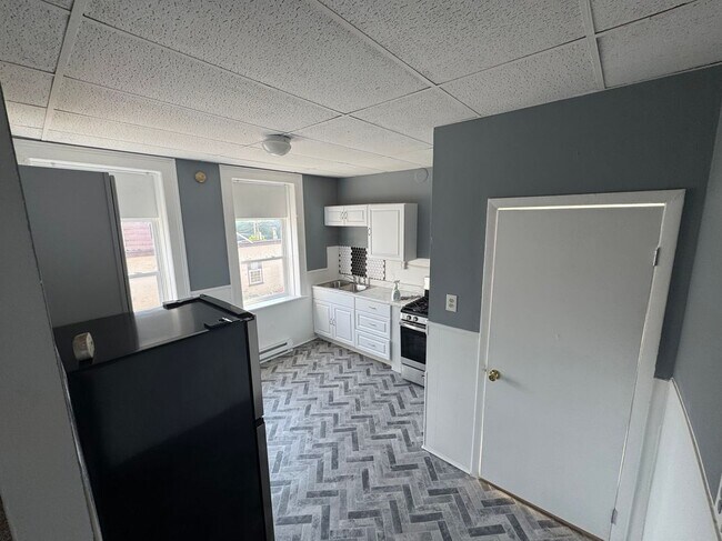 663 2nd Ave in Troy, NY - Building Photo - Building Photo