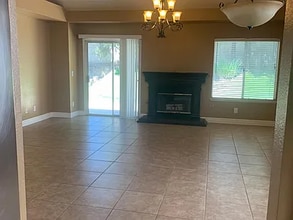 10487 N Doheny Dr in Fresno, CA - Building Photo - Building Photo