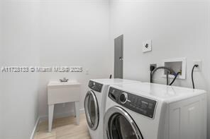 4701 N Meridian Ave, Unit # 210 in Miami Beach, FL - Building Photo - Building Photo