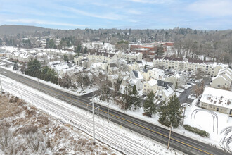 Ridge Hill Condominiums in Hamden, CT - Building Photo - Building Photo