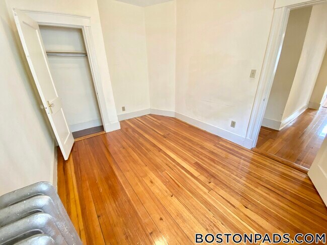 property at 55 Queensberry St