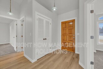 5651 S Nasturtium Pl in Boise, ID - Building Photo - Building Photo