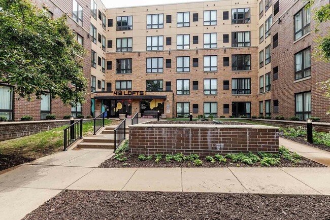 Yugo Minneapolis 412 Lofts