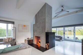 39 St Andrews Rd in Southampton, NY - Building Photo - Building Photo