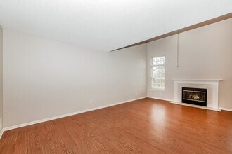 5106 Sandy Forge Dr in Indianapolis, IN - Building Photo - Building Photo