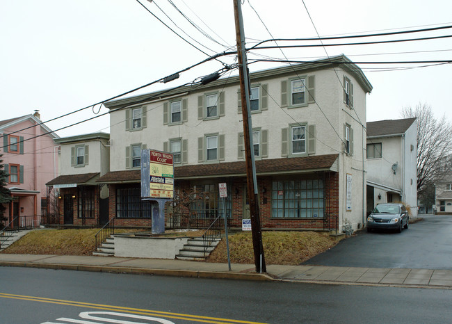 North Wales Court in North Wales, PA - Building Photo - Building Photo