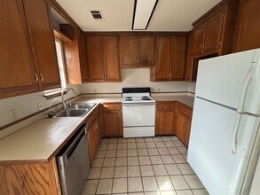 1200 S El Paso Ave in Russellville, AR - Building Photo - Building Photo