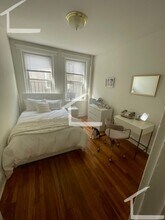 14 Camelot Ct in Boston, MA - Building Photo - Building Photo