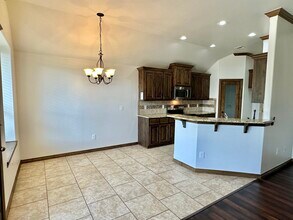 709 Abilene Way in Yukon, OK - Building Photo - Building Photo