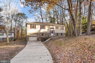 12003 Park Shore Ct in Woodbridge, VA - Building Photo - Building Photo
