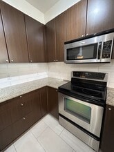 2484 Wilson Ave in Port Coquitlam, BC - Building Photo - Building Photo