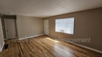 7855 Kenwood St in Commerce City, CO - Building Photo - Building Photo