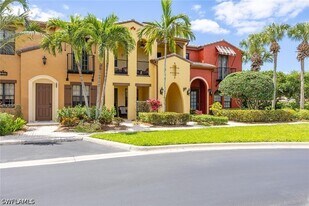 8986 Cambria Cir in Naples, FL - Building Photo