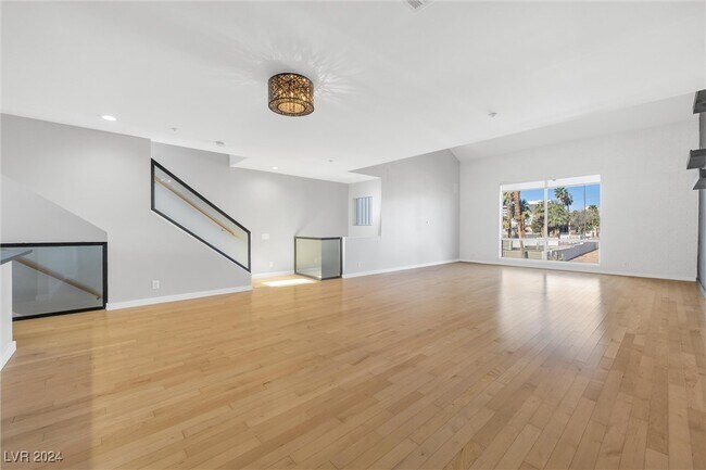 property at 129 S 11th St