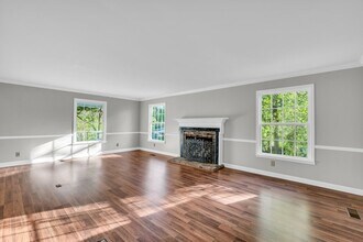 1609 Chickasaw Dr in Columbus, MS - Foto de edificio - Building Photo