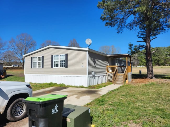 property at 1101 Fallen Log Ct