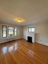 842 Beacon St, Unit 3 in Boston, MA - Foto de edificio - Building Photo