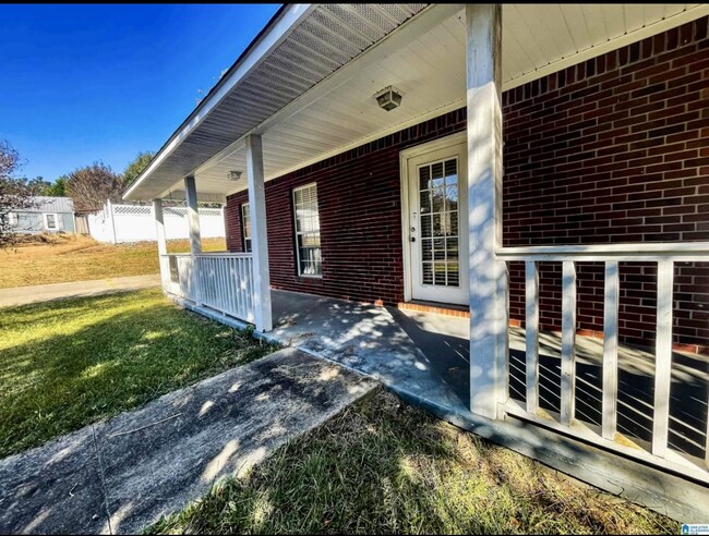 171 Alabaster Dr in Winfield, AL - Foto de edificio - Building Photo