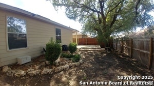 5843 Providence Oak in San Antonio, TX - Building Photo - Building Photo