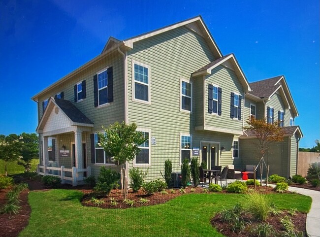 property at 1624 Halesworth Ln