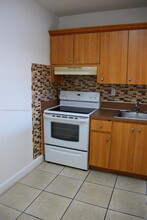 10900 SW 104th St, Unit 316 in Miami, FL - Building Photo - Building Photo