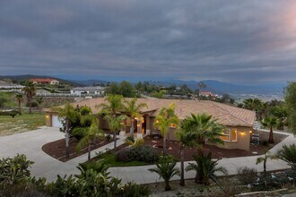 41750 Avenida Ortega in Temecula, CA - Building Photo - Building Photo
