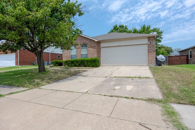 property at 2213 Willow Dr