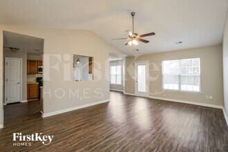 120 Pointer Dr in Goose Creek, SC - Foto de edificio - Building Photo