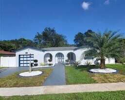 831 SW 49th Terrace in Margate, FL - Building Photo