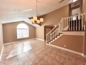 2146 Kimberwicke Cir in Oviedo, FL - Building Photo - Building Photo