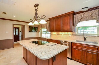 3015 Bainbridge Ct in Sugar Land, TX - Building Photo - Building Photo