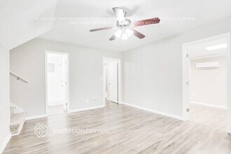 3018 Battle Forrest Dr in Decatur, GA - Foto de edificio - Building Photo