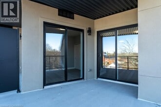 5002 King St in Lincoln, ON - Building Photo - Building Photo