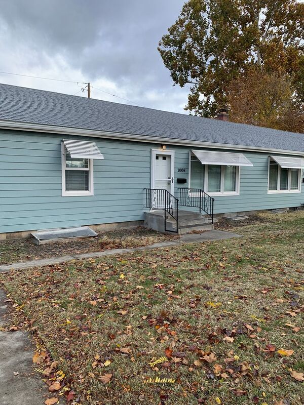 property at 1006 Van Giesen St