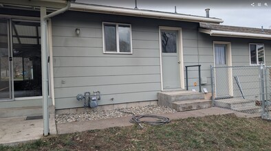 301 Cedar St in La Grande, OR - Building Photo - Building Photo