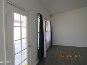 4516 W Behrend Dr in Glendale, AZ - Building Photo - Building Photo