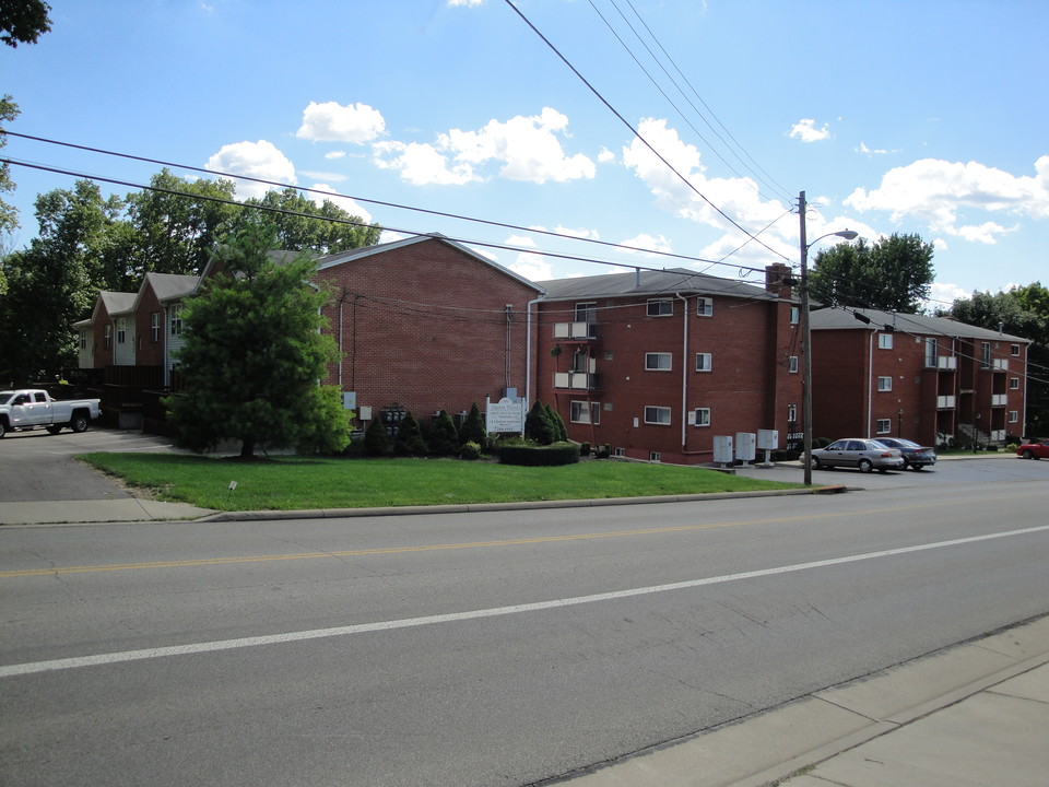 Sharon Woods Apartments in Cincinnati, OH - Building Photo