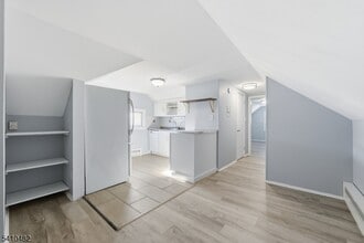 1034 Madison Ave in Elizabeth, NJ - Building Photo - Building Photo