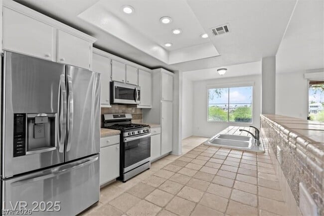 664 Peachy Canyon Cir