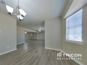 4422 Ponca St in Pasadena, TX - Building Photo - Building Photo