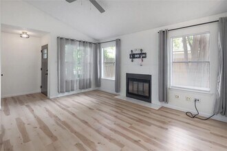 8622 Croydon Loop in Austin, TX - Building Photo - Building Photo