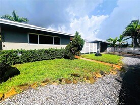 3627 NE 20th Ave, Unit A in Oakland Park, FL - Building Photo