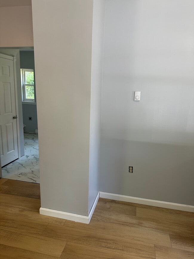 37 Loomis Park in Hanover Township, PA - Building Photo - Building Photo