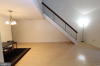 5220 Ravens Crest Dr in Plainsboro, NJ - Building Photo - Building Photo