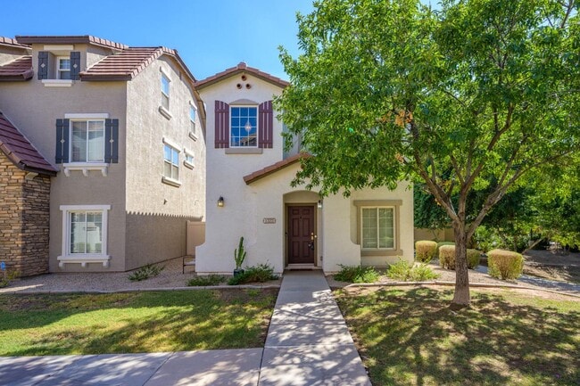property at 1322 S Owl Dr