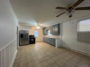 44 Church St in Marlboro, NY - Building Photo - Building Photo