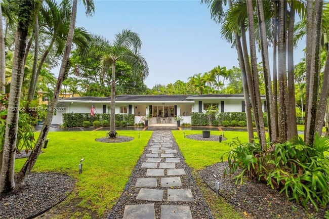 711 Sunset Rd in Coral Gables, FL - Building Photo - Building Photo
