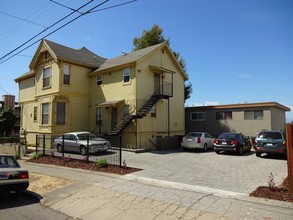 1847 8th Ave in Oakland, CA - Building Photo - Building Photo